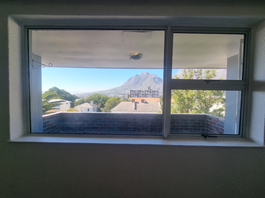 To Let 2 Bedroom Property for Rent in Tamboerskloof Western Cape